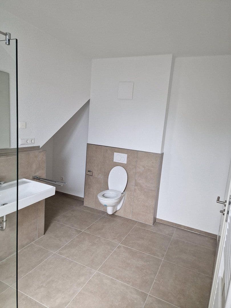 Pronájem bytu 3+1 91 m², Wallenhorst, Dolní Sasko Pronájem bytu 3+1 91 m², Wallenhorst, Dolní Sasko