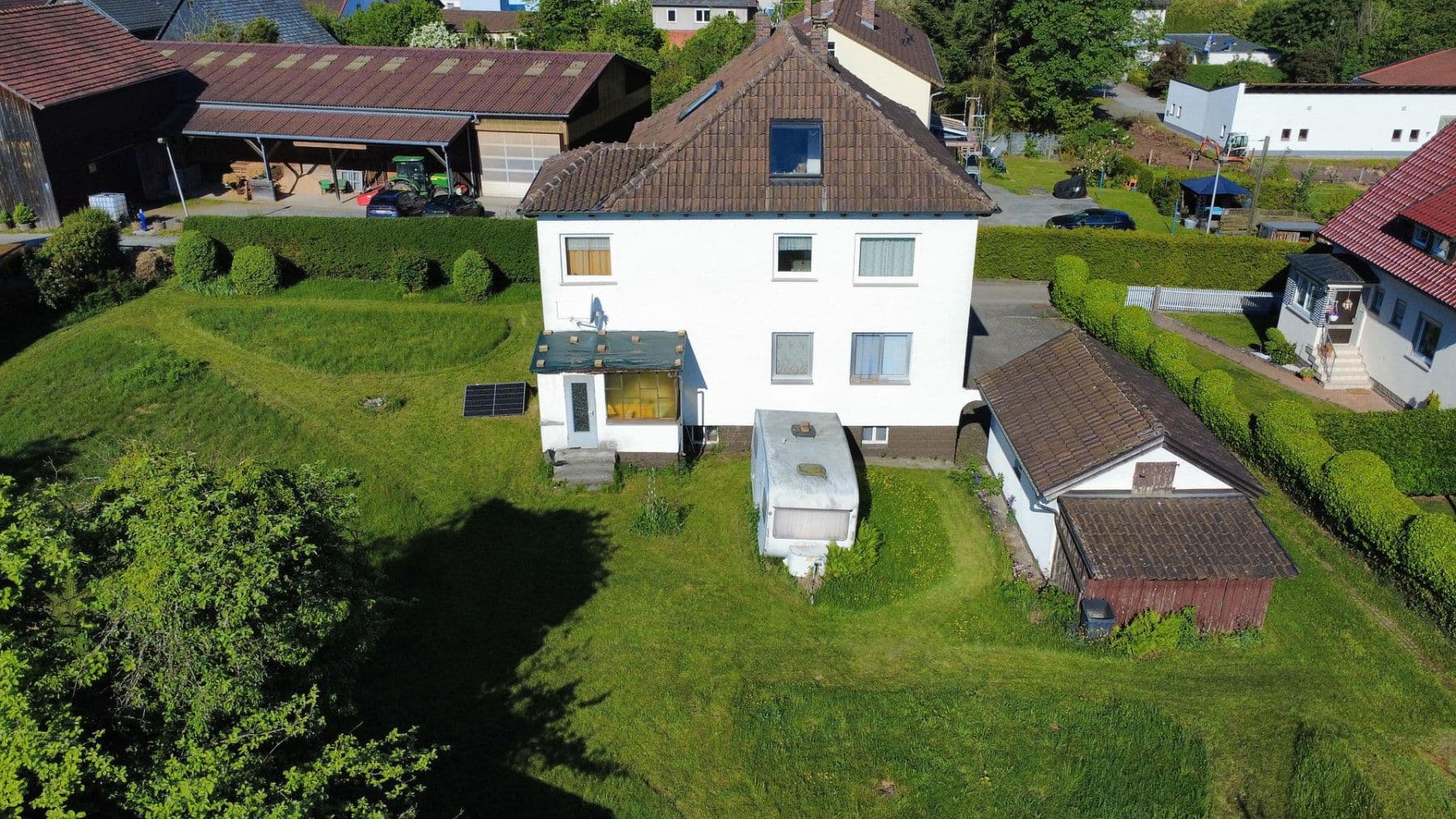 Prodej domu 172 m², pozemek 899 m², Weidhausen b.Coburg, Bavorsko Prodej domu 172 m², pozemek 899 m², Weidhausen b.Coburg, Bavorsko