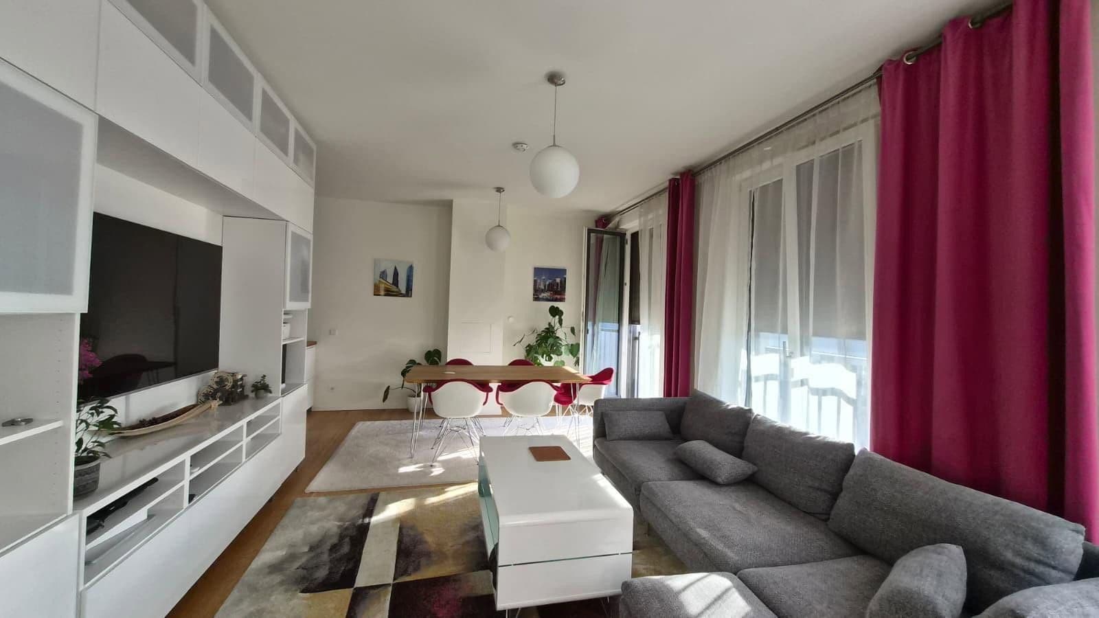 Pronájem bytu 3+1 110 m², Genthiner Straße 44, Berlin, Berlín Pronájem bytu 3+1 110 m², Genthiner Straße 44, Berlin, Berlín