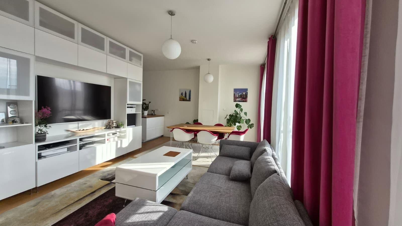 Pronájem bytu 3+1 110 m², Genthiner Straße 44, Berlin, Berlín Pronájem bytu 3+1 110 m², Genthiner Straße 44, Berlin, Berlín