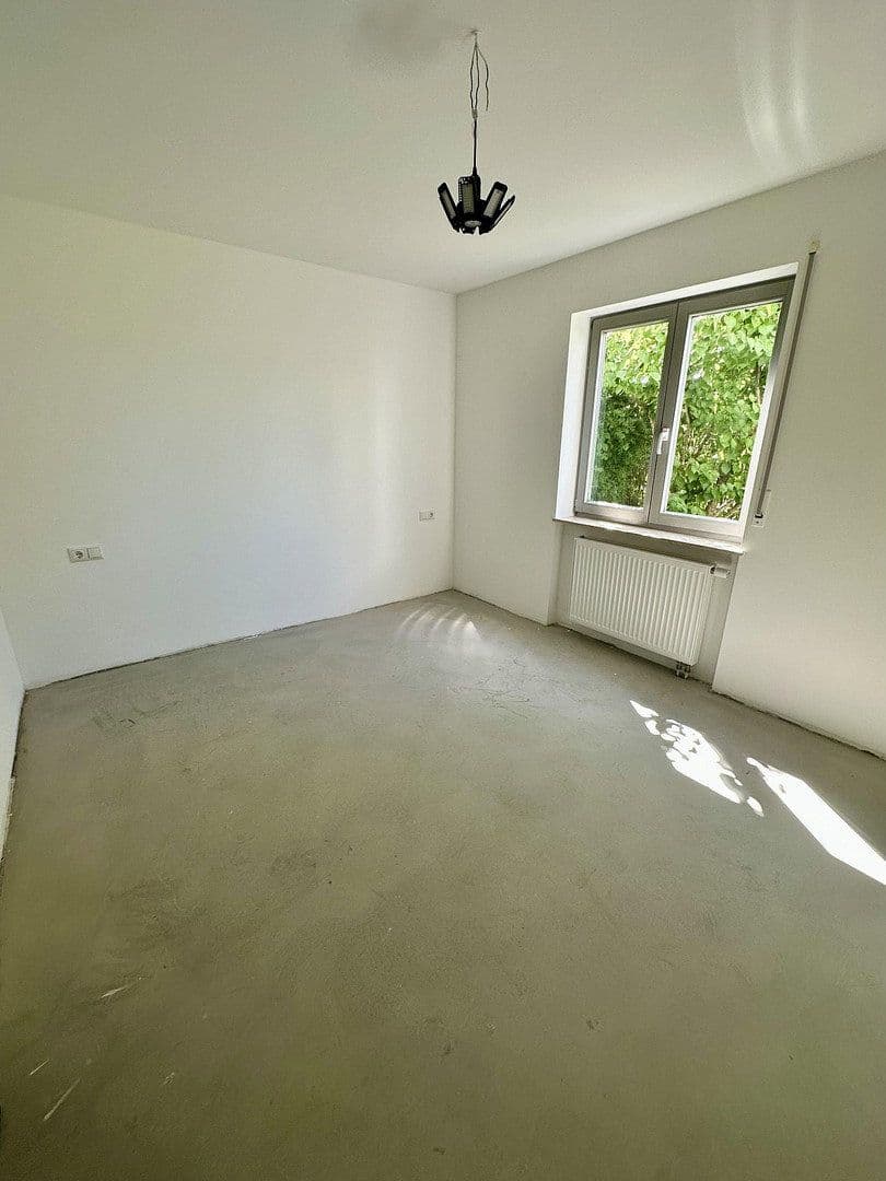 Pronájem bytu 3+1 68 m², Espenweg 9, Wilkau-Haßlau, Sasko Pronájem bytu 3+1 68 m², Espenweg 9, Wilkau-Haßlau, Sasko