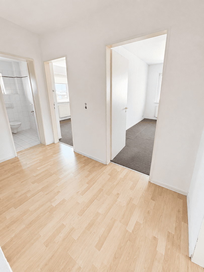 Pronájem bytu 3+1 67 m², Bremerhaven, Bremen Pronájem bytu 3+1 67 m², Bremerhaven, Bremen