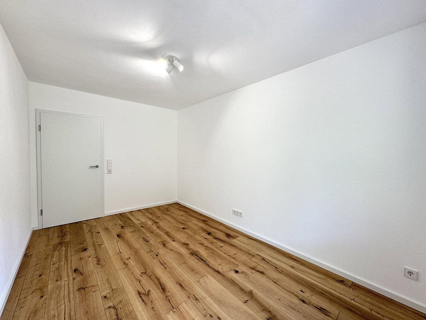Prodej bytu 3+1 76 m², Gaienhofen, Bádensko-Württembersko Prodej bytu 3+1 76 m², Gaienhofen, Bádensko-Württembersko