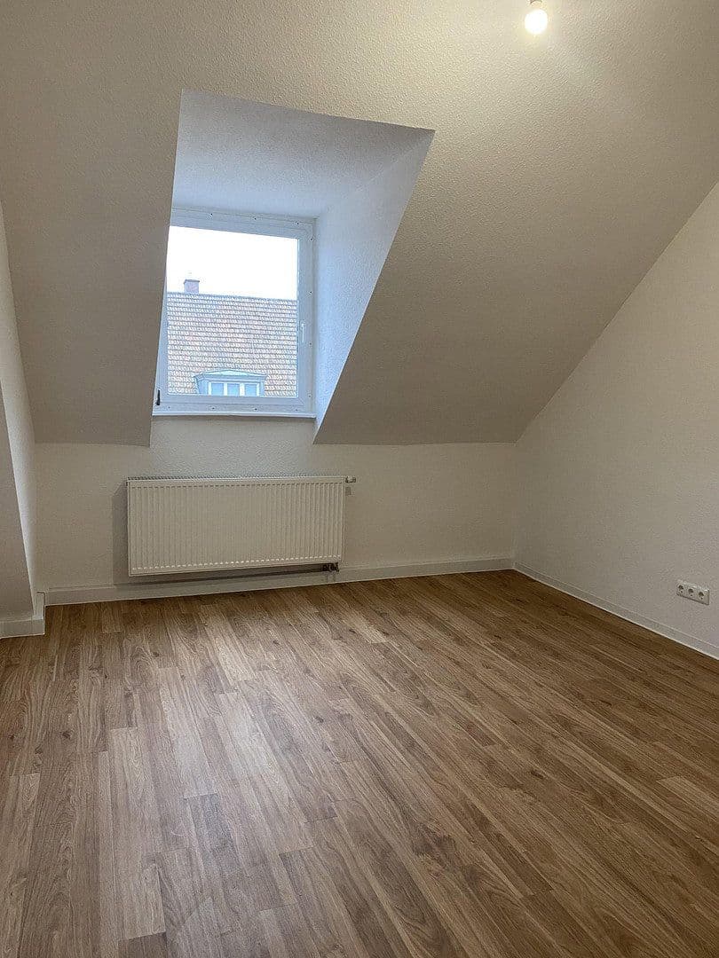 Pronájem bytu 3+1 63 m², Ludwig-Wilhelm-Str. 7, Karlsruhe, Bádensko-Württembersko Pronájem bytu 3+1 63 m², Ludwig-Wilhelm-Str. 7, Karlsruhe, Bádensko-Württembersko