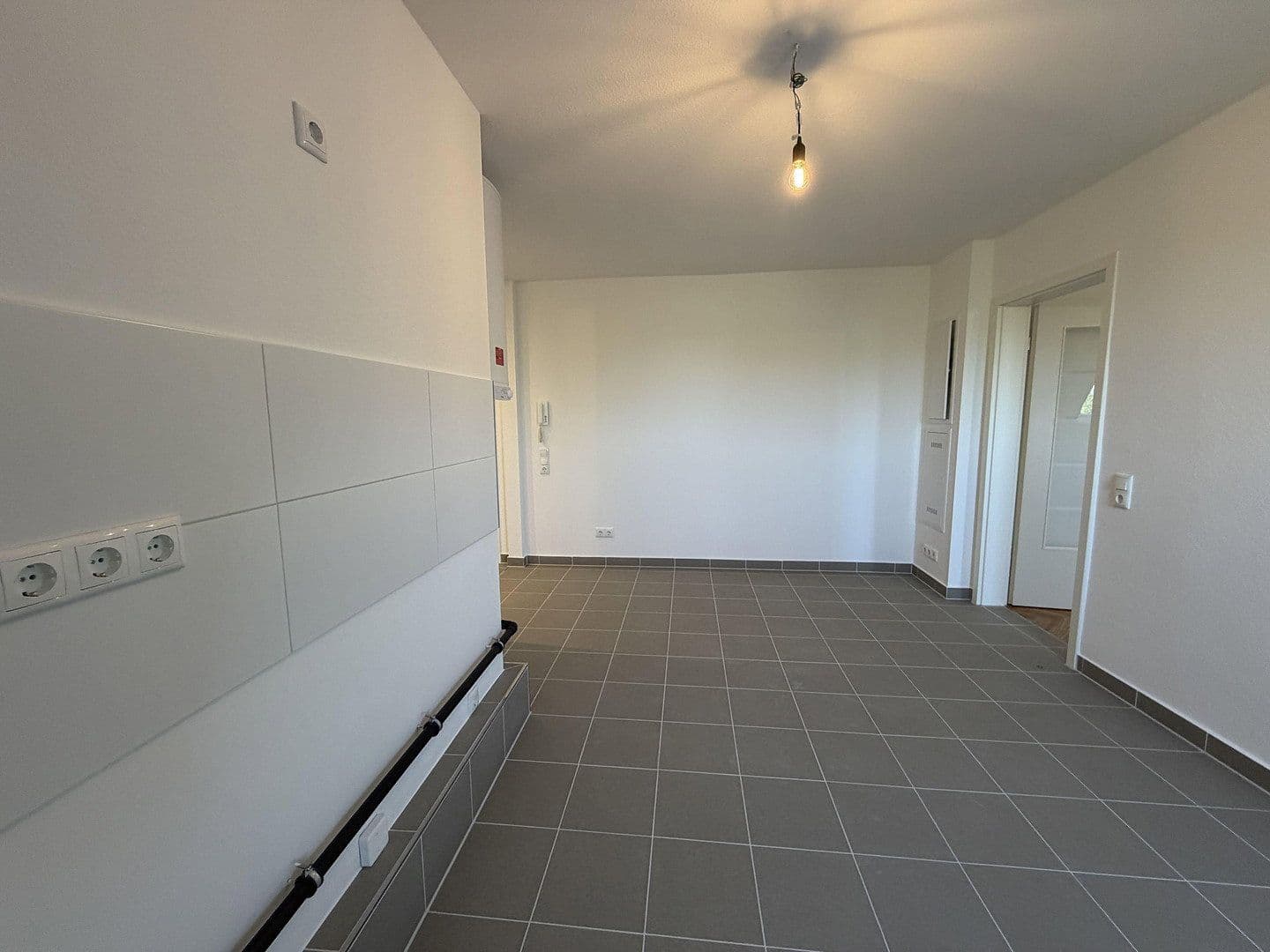 Pronájem bytu 2+1 60 m², Kaiserallee 31, Karlsruhe, Bádensko-Württembersko Pronájem bytu 2+1 60 m², Kaiserallee 31, Karlsruhe, Bádensko-Württembersko