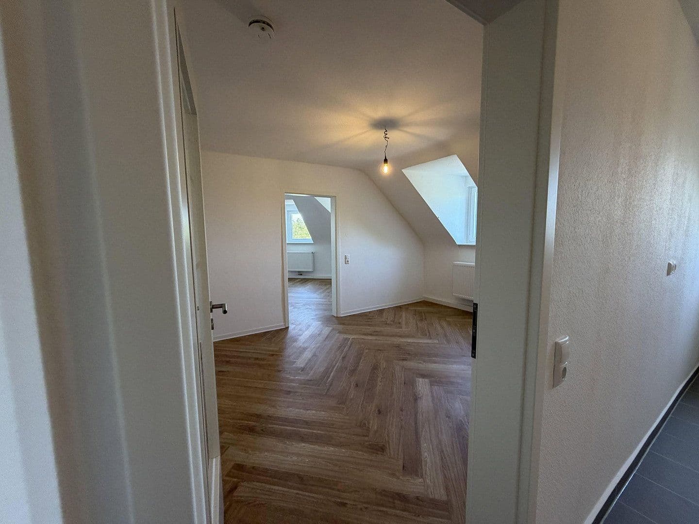 Pronájem bytu 2+1 60 m², Kaiserallee 31, Karlsruhe, Bádensko-Württembersko Pronájem bytu 2+1 60 m², Kaiserallee 31, Karlsruhe, Bádensko-Württembersko