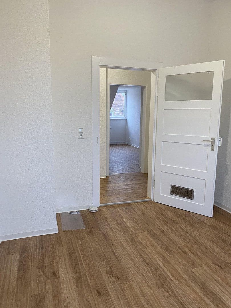 Pronájem bytu 3+1 63 m², Ludwig-Wilhelm-Str. 7, Karlsruhe, Bádensko-Württembersko Pronájem bytu 3+1 63 m², Ludwig-Wilhelm-Str. 7, Karlsruhe, Bádensko-Württembersko