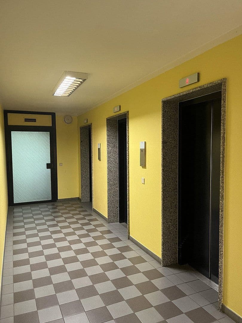 Pronájem bytu 1+1 36 m², joseph-von-görres-strasse 49, Cáchy, Severní Porýní-Vestfálsko Pronájem bytu 1+1 36 m², joseph-von-görres-strasse 49, Cáchy, Severní Porýní-Vestfálsko
