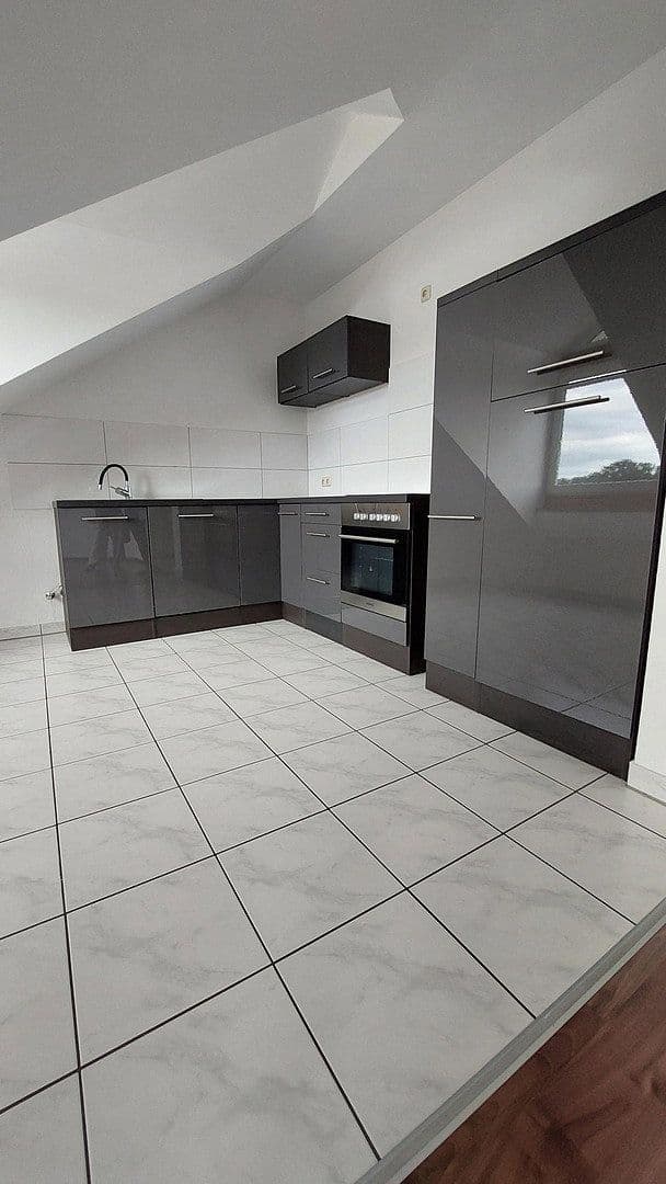 Pronájem bytu 2+1 53 m², Konrad-Adenauer-Str. 22, Einhausen, Hessen Pronájem bytu 2+1 53 m², Konrad-Adenauer-Str. 22, Einhausen, Hessen