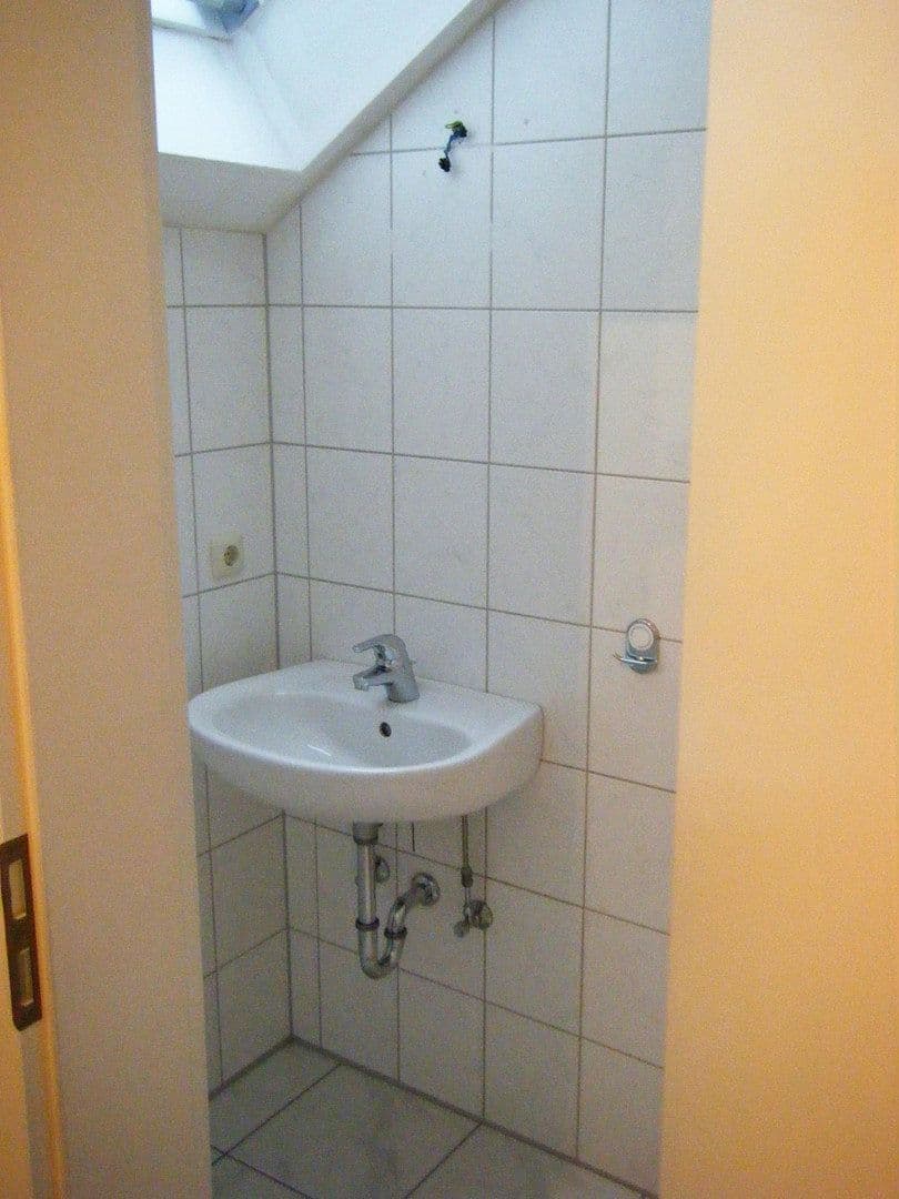 Pronájem bytu 2+1 53 m², Konrad-Adenauer-Str. 22, Einhausen, Hessen Pronájem bytu 2+1 53 m², Konrad-Adenauer-Str. 22, Einhausen, Hessen