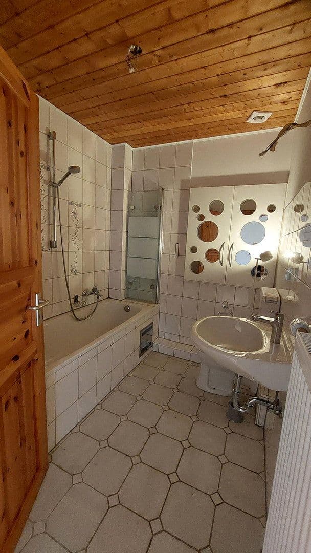 Pronájem domu 110 m², pozemek 276 m², Kürten, Severní Porýní-Vestfálsko Pronájem domu 110 m², pozemek 276 m², Kürten, Severní Porýní-Vestfálsko