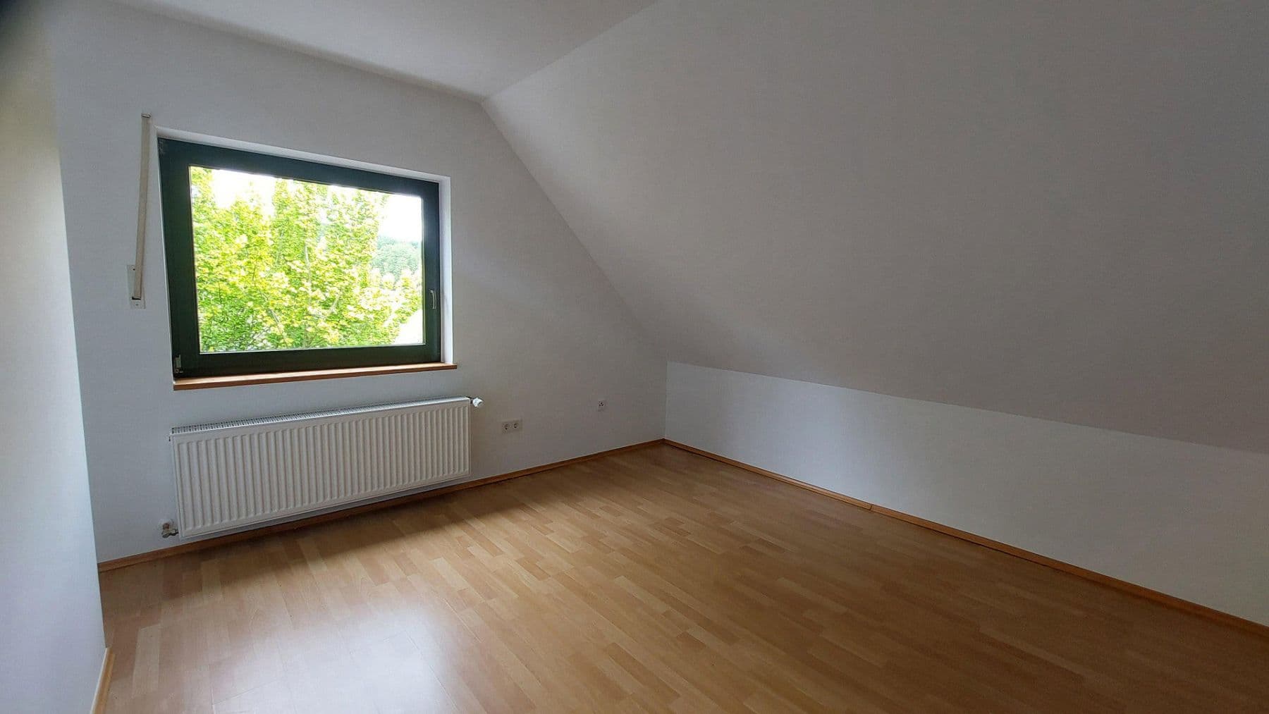 Pronájem domu 110 m², pozemek 276 m², Kürten, Severní Porýní-Vestfálsko Pronájem domu 110 m², pozemek 276 m², Kürten, Severní Porýní-Vestfálsko