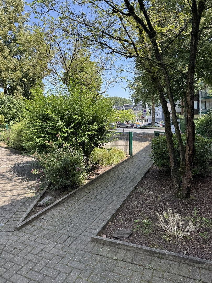 Pronájem kanceláře 180 m², Beckhauser Str. 14, Erkrath, Severní Porýní-Vestfálsko Pronájem kanceláře 180 m², Beckhauser Str. 14, Erkrath, Severní Porýní-Vestfálsko