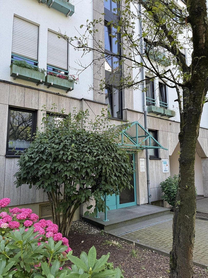 Pronájem kanceláře 180 m², Beckhauser Str. 14, Erkrath, Severní Porýní-Vestfálsko Pronájem kanceláře 180 m², Beckhauser Str. 14, Erkrath, Severní Porýní-Vestfálsko
