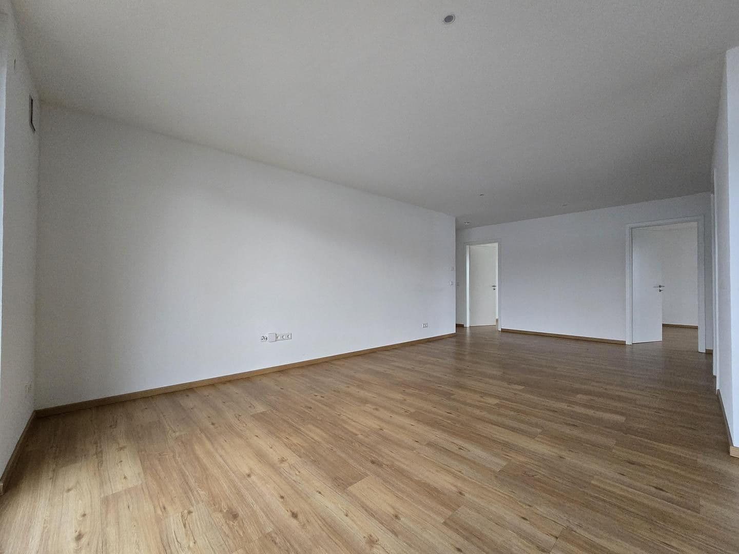 Pronájem bytu 4+1 95 m², Steinertsaustraße 19, Kehl, Bádensko-Württembersko Pronájem bytu 4+1 95 m², Steinertsaustraße 19, Kehl, Bádensko-Württembersko
