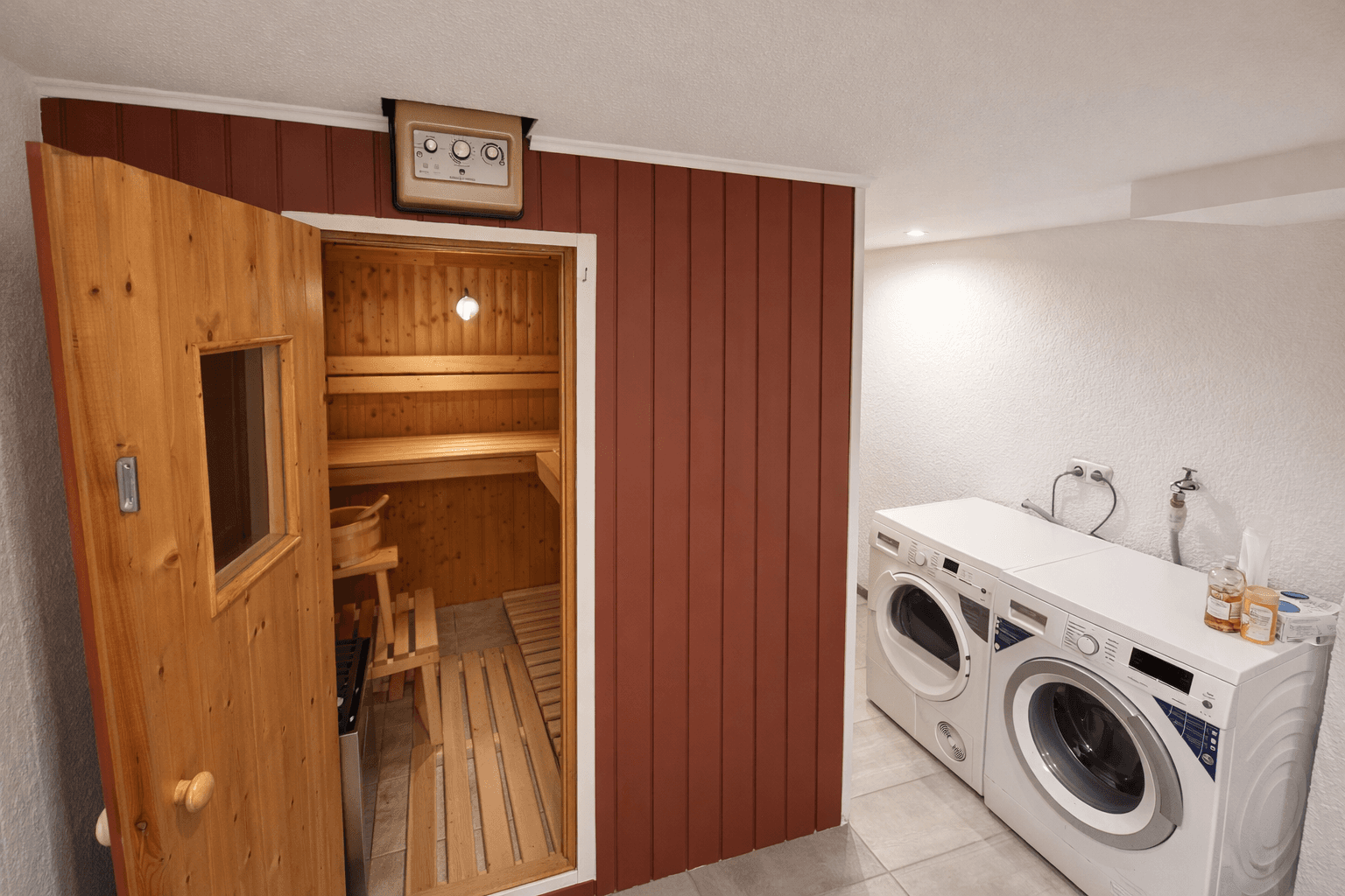 Prodej domu 125 m², pozemek 320 m², Haincherstraße 11, Limeshain, Hessen Prodej domu 125 m², pozemek 320 m², Haincherstraße 11, Limeshain, Hessen