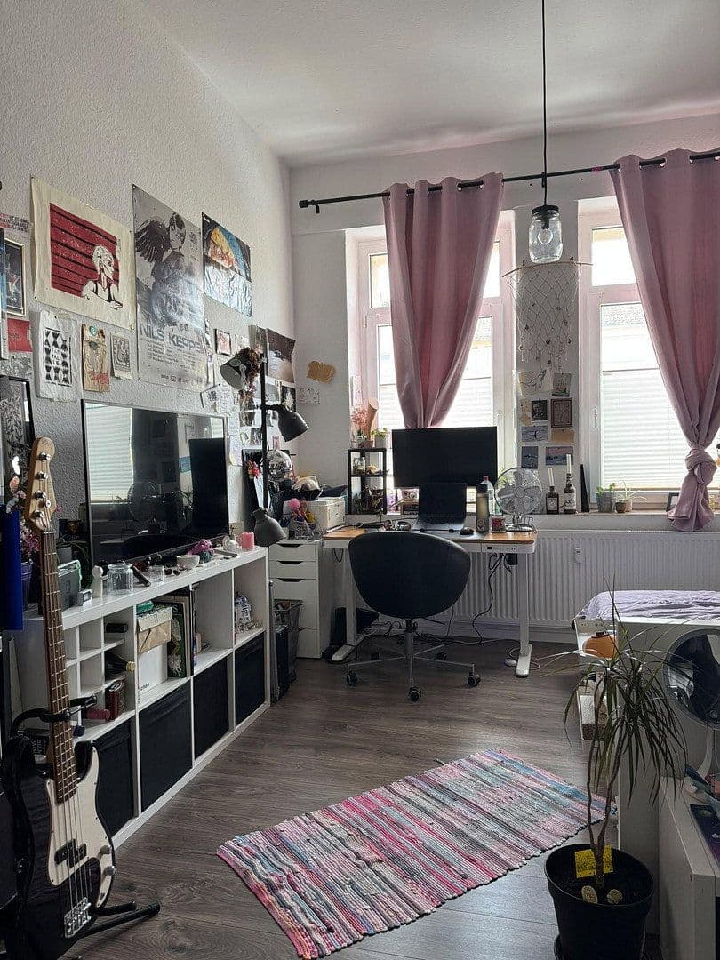 Pronájem bytu 7+1 165 m², Marburger Straße 32, Gießen, Hessen Pronájem bytu 7+1 165 m², Marburger Straße 32, Gießen, Hessen