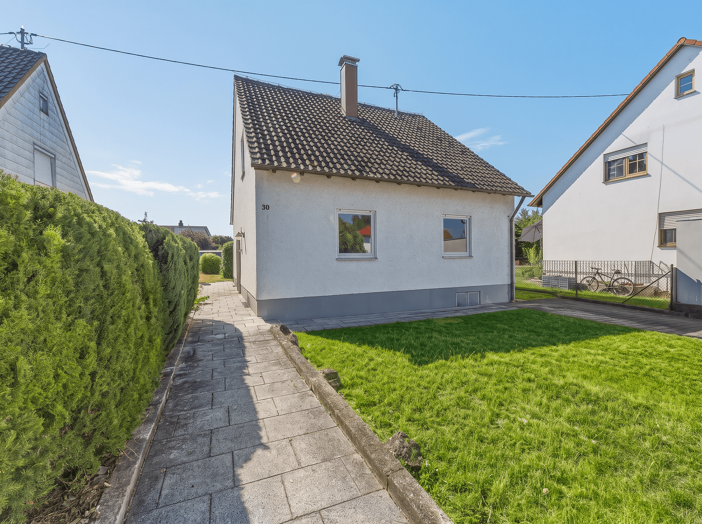 Prodej domu 145 m², pozemek 774 m², Dellmensinger Str. 30, Erbach, Bádensko-Württembersko Prodej domu 145 m², pozemek 774 m², Dellmensinger Str. 30, Erbach, Bádensko-Württembersko