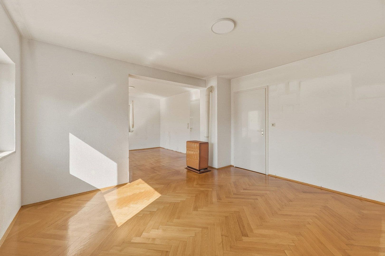 Prodej domu 145 m², pozemek 774 m², Dellmensinger Str. 30, Erbach, Bádensko-Württembersko Prodej domu 145 m², pozemek 774 m², Dellmensinger Str. 30, Erbach, Bádensko-Württembersko