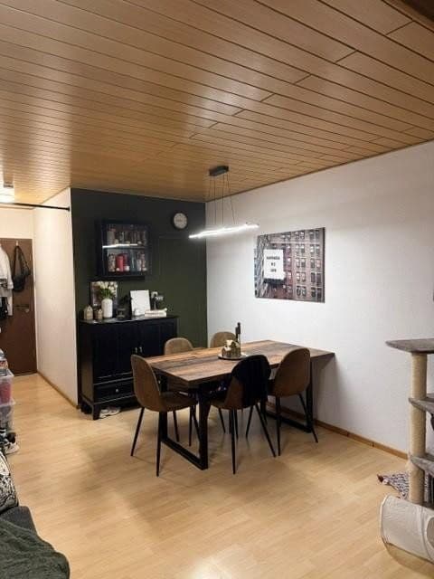 Pronájem bytu 3+1 65 m², Griesheim, Hessen Pronájem bytu 3+1 65 m², Griesheim, Hessen
