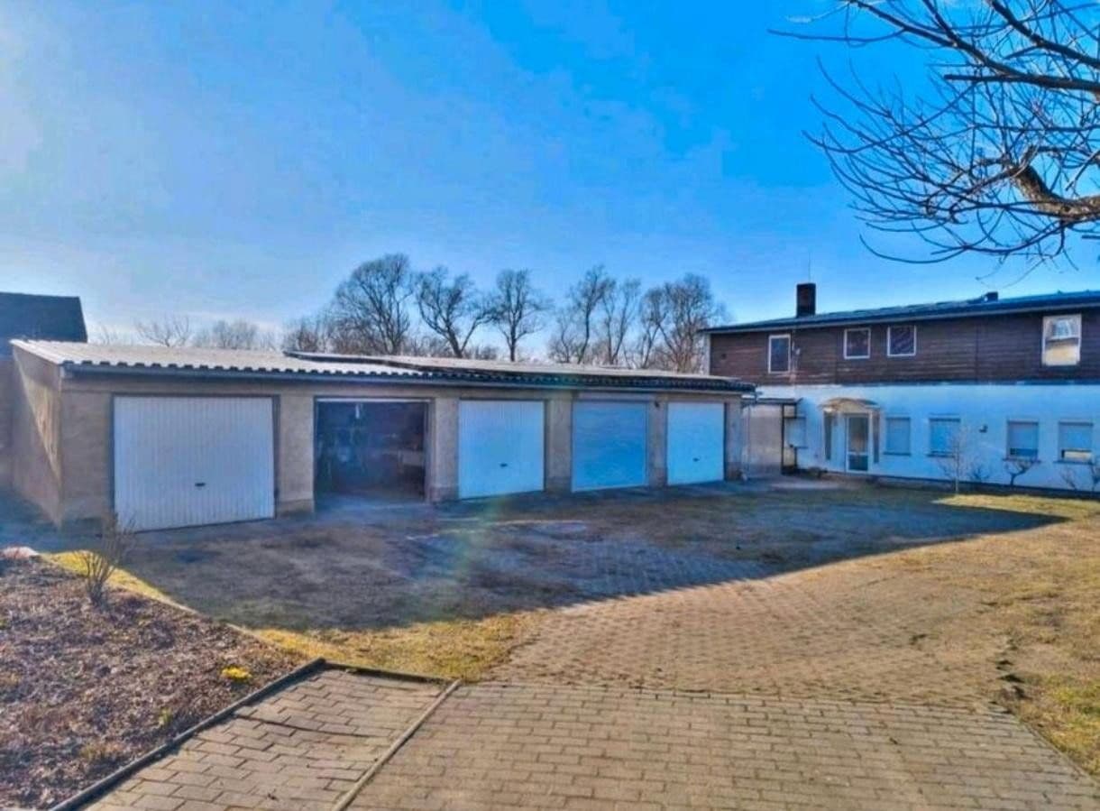 Prodej domu 315 m², pozemek 1.300 m², Dorfstraße 11, Storbeck-Frankendorf, Braniborsko Prodej domu 315 m², pozemek 1.300 m², Dorfstraße 11, Storbeck-Frankendorf, Braniborsko