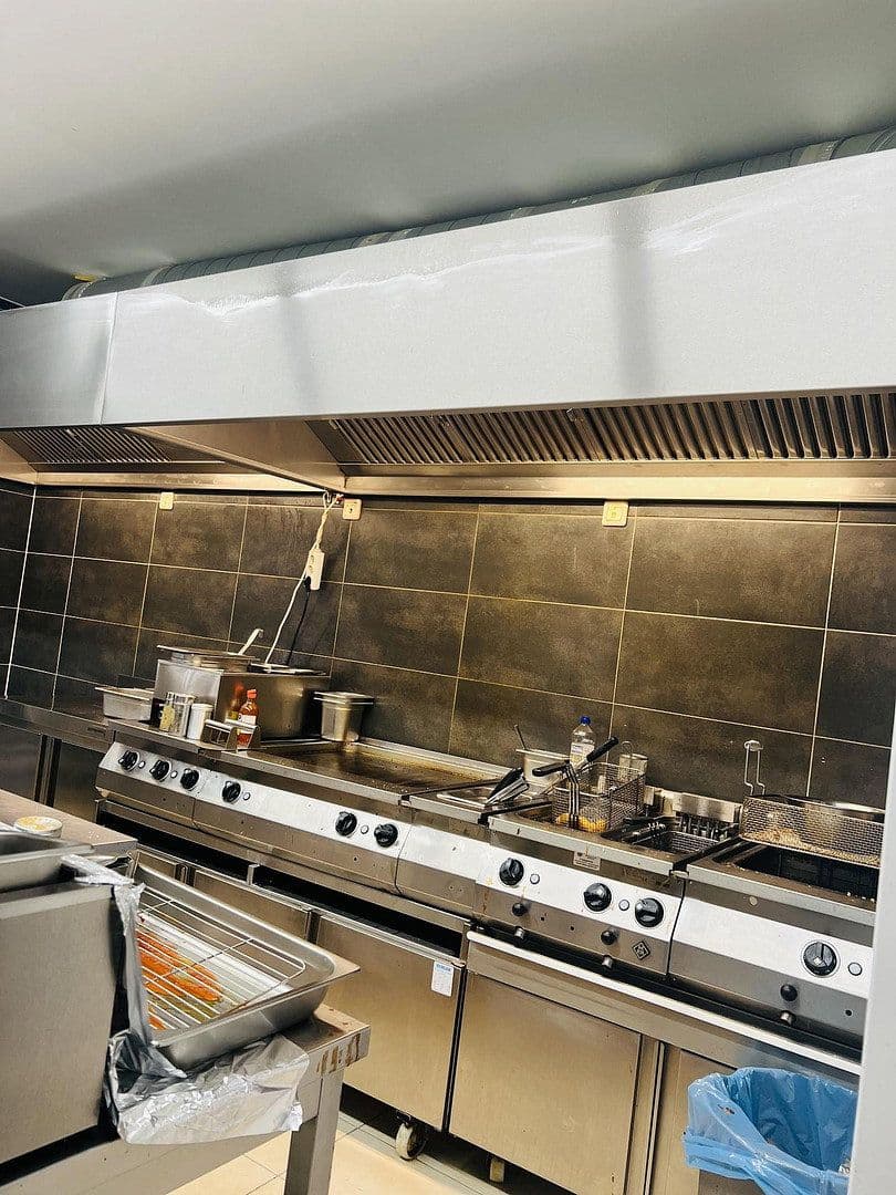 Prodej nebytového prostoru 90 m², Yorckstraße 81-82, Berlin, Berlín Prodej nebytového prostoru 90 m², Yorckstraße 81-82, Berlin, Berlín