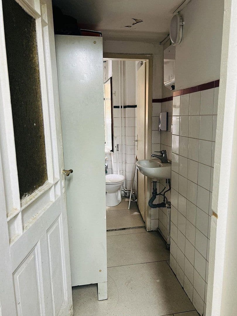 Prodej nebytového prostoru 90 m², Yorckstraße 81-82, Berlin, Berlín Prodej nebytového prostoru 90 m², Yorckstraße 81-82, Berlin, Berlín