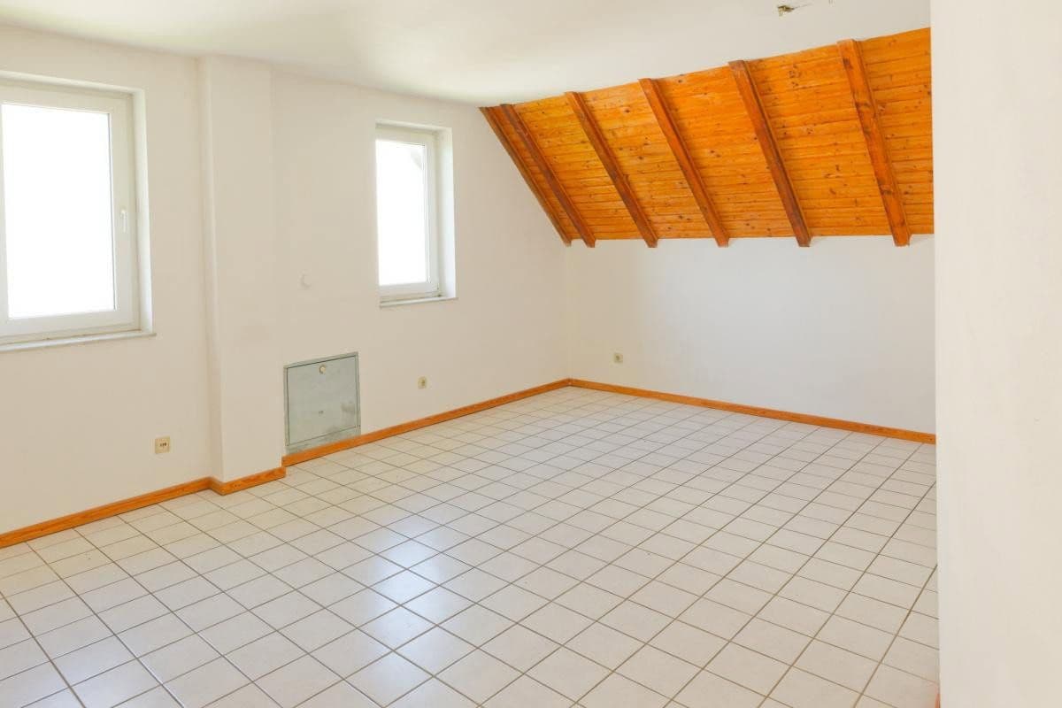 Prodej domu 107 m², pozemek 332 m², Mehren, Porýní-Falc Prodej domu 107 m², pozemek 332 m², Mehren, Porýní-Falc
