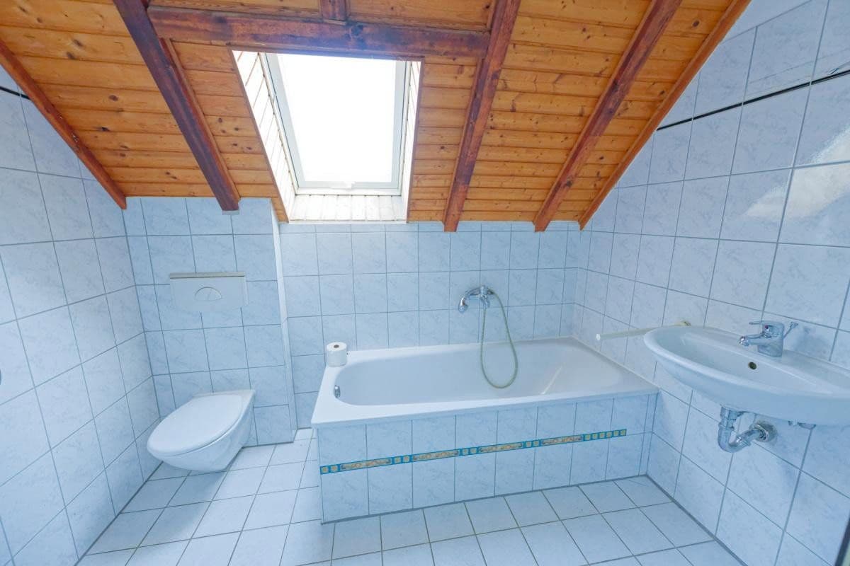 Prodej domu 107 m², pozemek 332 m², Mehren, Porýní-Falc Prodej domu 107 m², pozemek 332 m², Mehren, Porýní-Falc