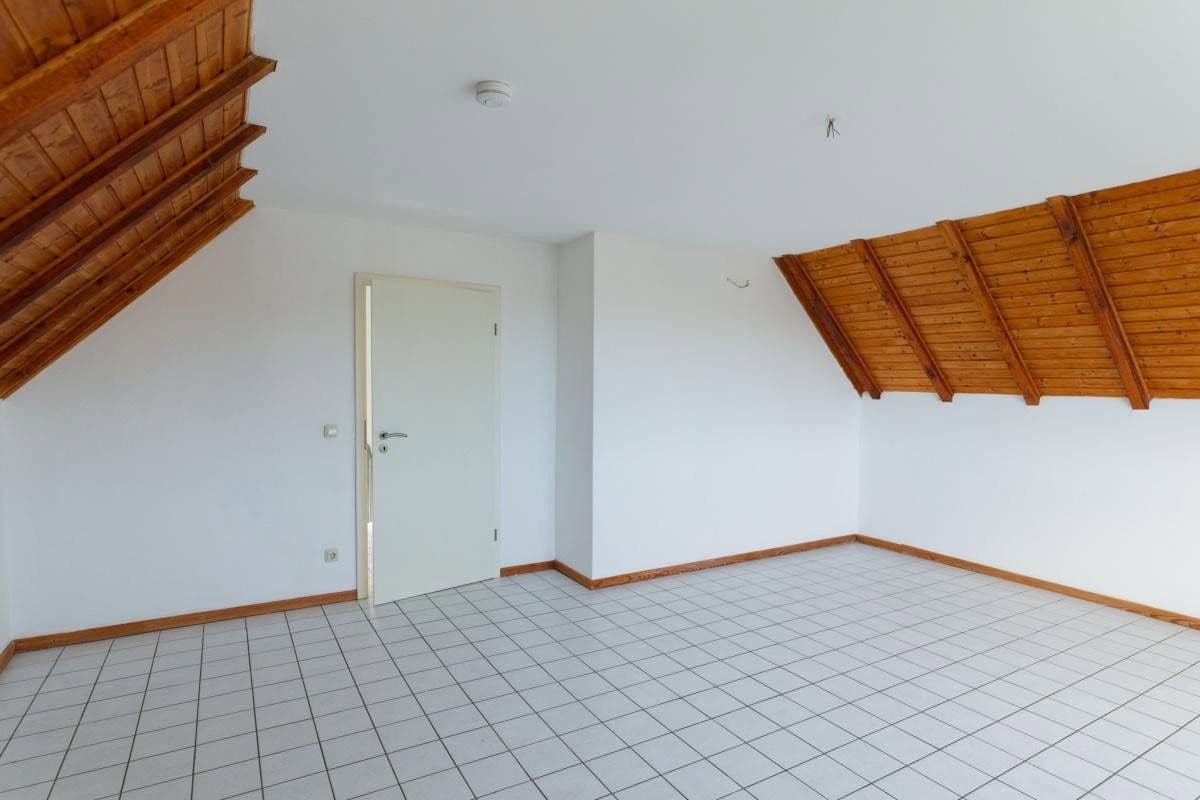 Prodej domu 107 m², pozemek 332 m², Mehren, Porýní-Falc Prodej domu 107 m², pozemek 332 m², Mehren, Porýní-Falc