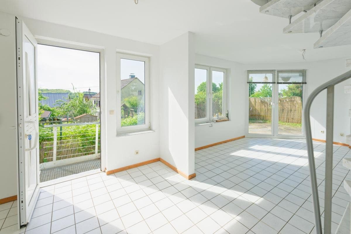 Prodej domu 107 m², pozemek 332 m², Mehren, Porýní-Falc Prodej domu 107 m², pozemek 332 m², Mehren, Porýní-Falc