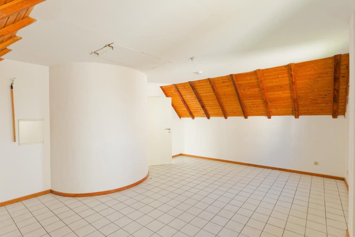 Prodej domu 107 m², pozemek 332 m², Mehren, Porýní-Falc Prodej domu 107 m², pozemek 332 m², Mehren, Porýní-Falc