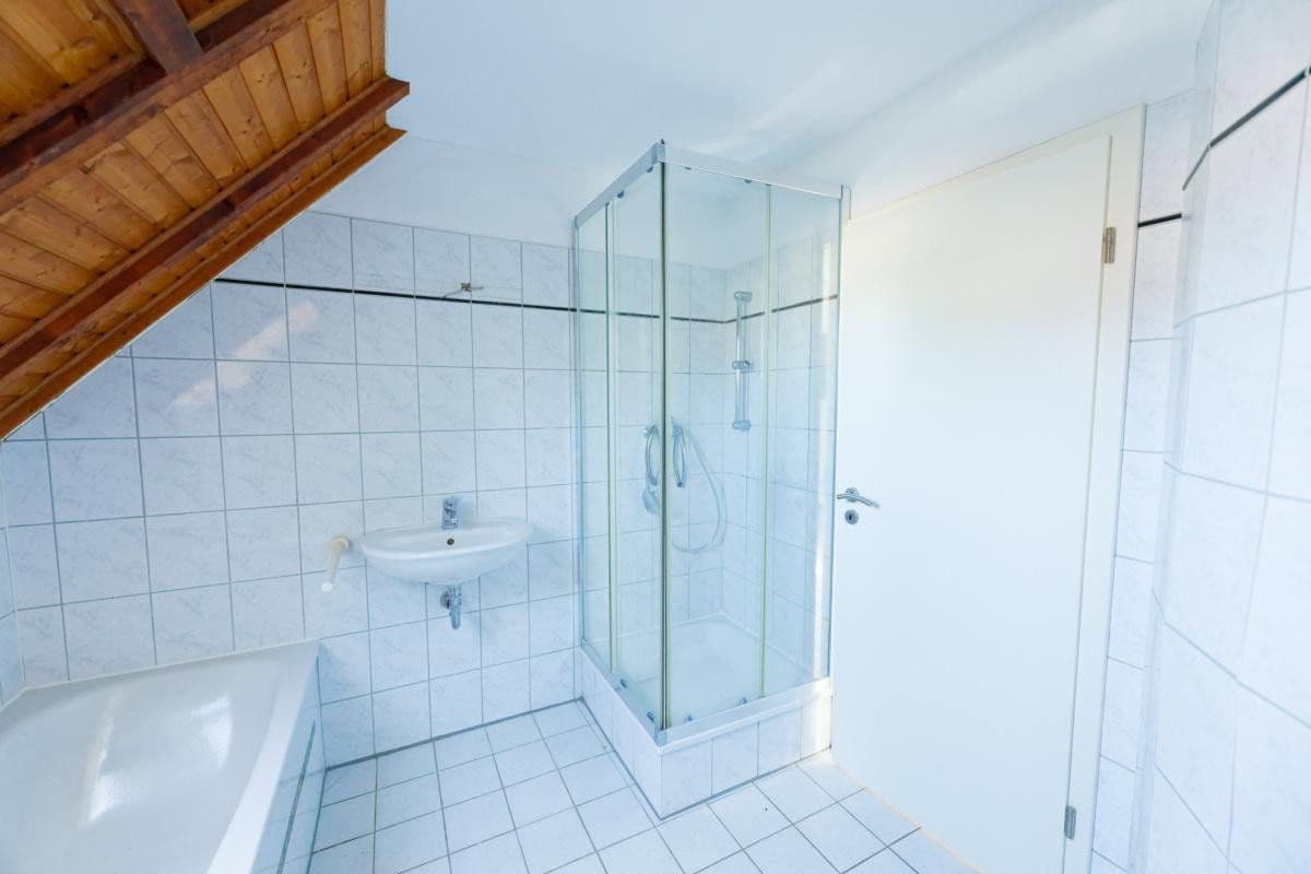 Prodej domu 107 m², pozemek 332 m², Mehren, Porýní-Falc Prodej domu 107 m², pozemek 332 m², Mehren, Porýní-Falc
