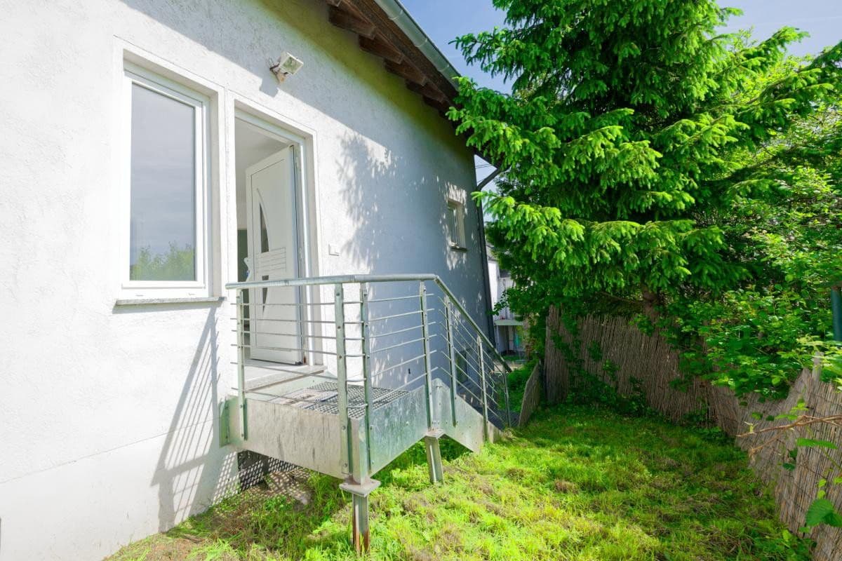 Prodej domu 107 m², pozemek 332 m², Mehren, Porýní-Falc Prodej domu 107 m², pozemek 332 m², Mehren, Porýní-Falc