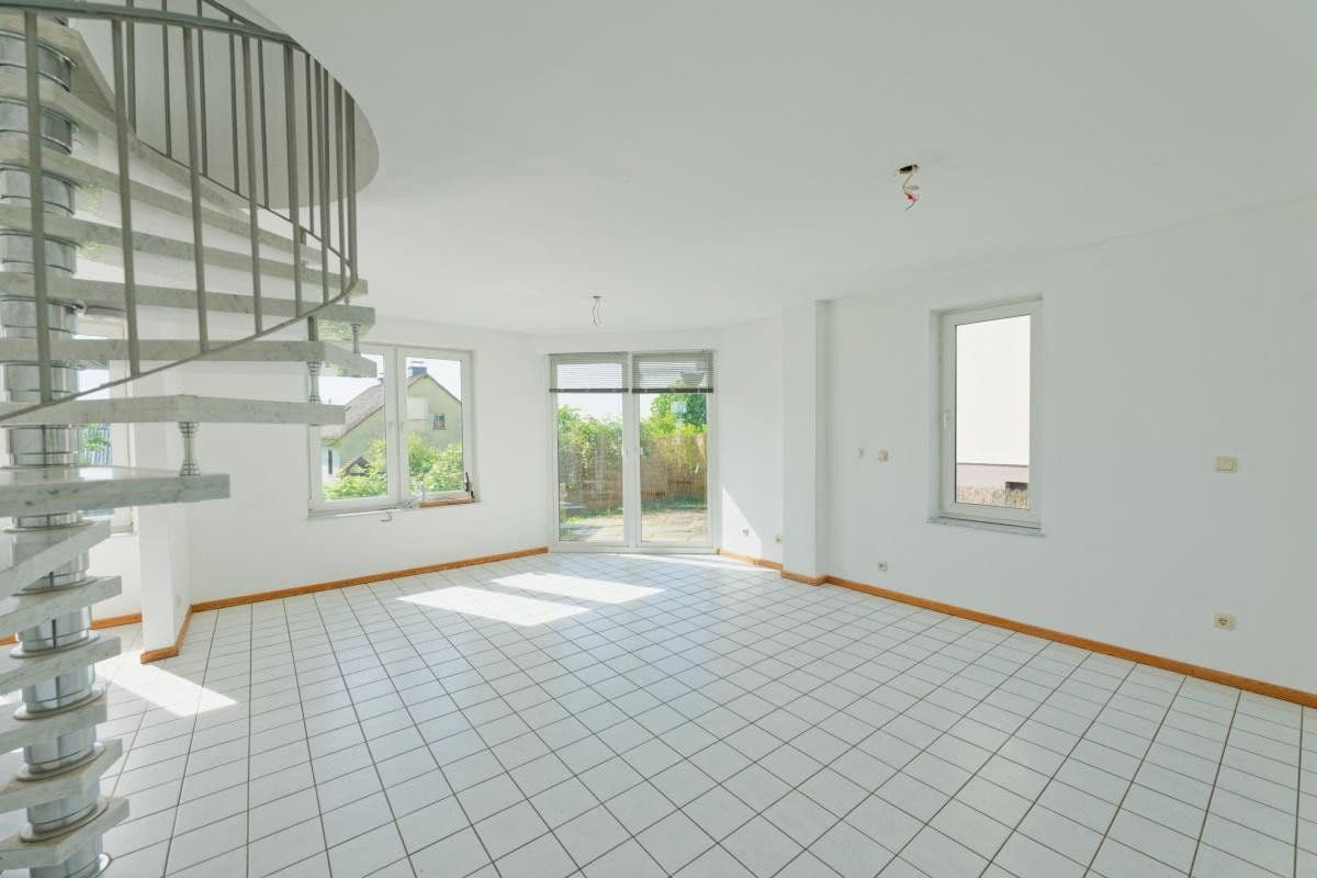 Prodej domu 107 m², pozemek 332 m², Mehren, Porýní-Falc Prodej domu 107 m², pozemek 332 m², Mehren, Porýní-Falc