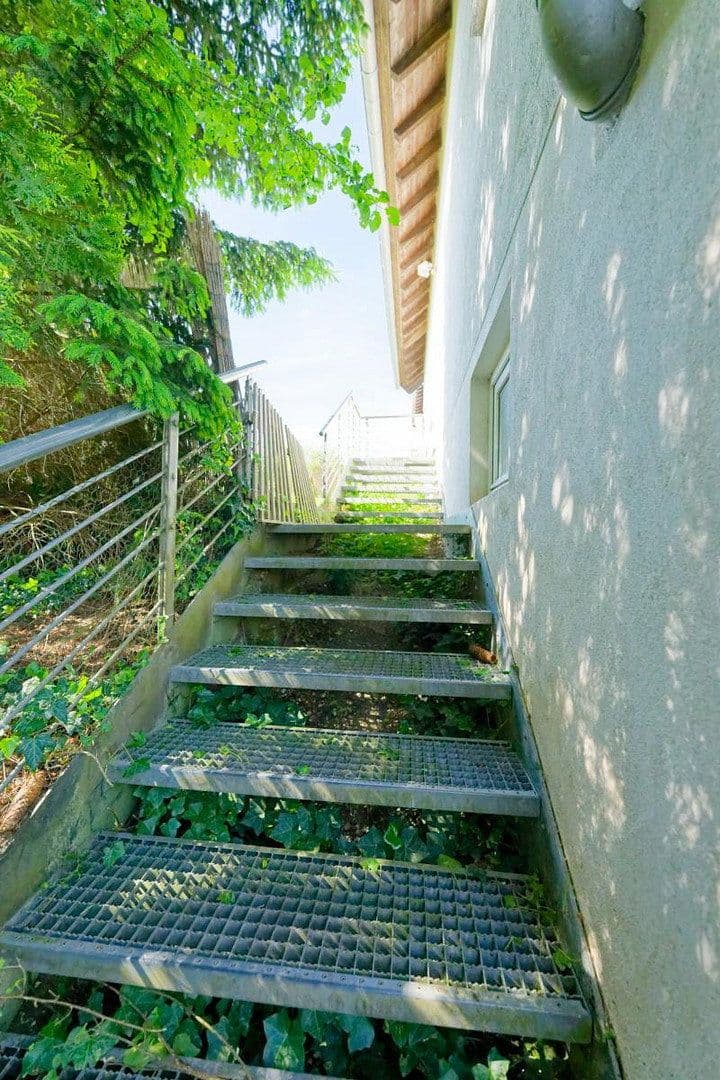 Prodej domu 107 m², pozemek 332 m², Mehren, Porýní-Falc Prodej domu 107 m², pozemek 332 m², Mehren, Porýní-Falc