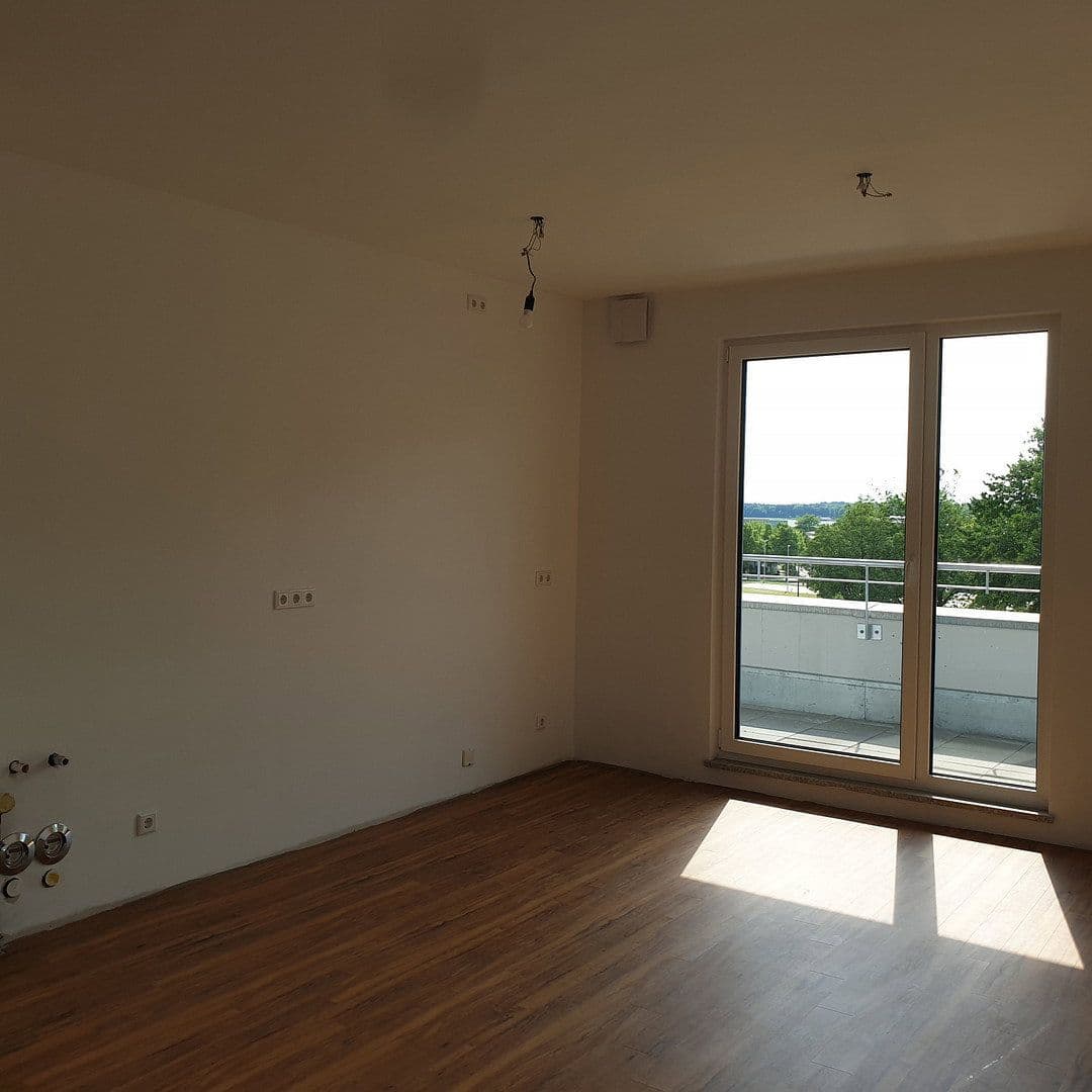 Pronájem bytu 4+1 111 m², Georg-Huber-Straße 14a, Zorneding - Ortsteil Pöring, Bavorsko Pronájem bytu 4+1 111 m², Georg-Huber-Straße 14a, Zorneding - Ortsteil Pöring, Bavorsko