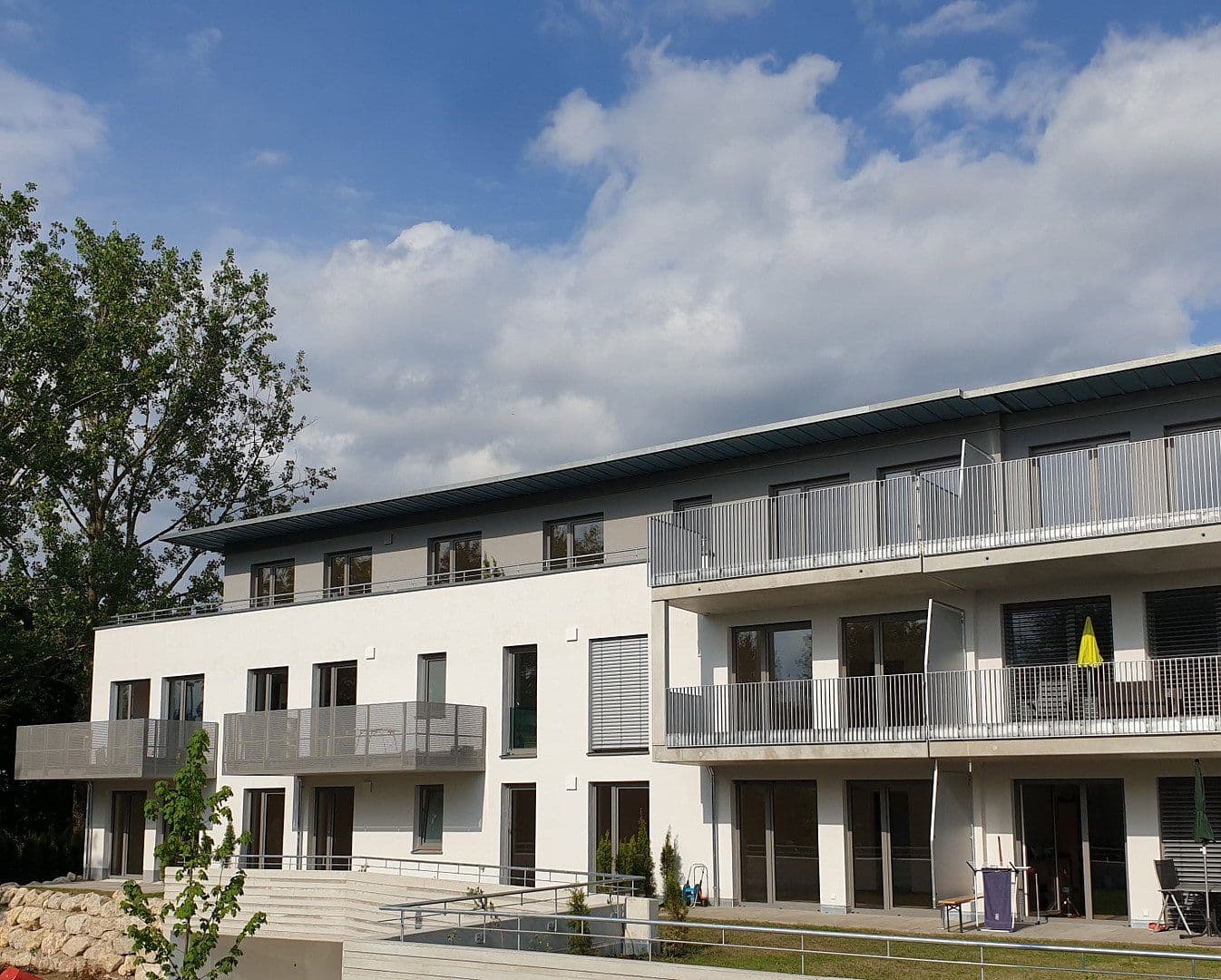 Pronájem bytu 4+1 111 m², Georg-Huber-Straße 14a, Zorneding - Ortsteil Pöring, Bavorsko Pronájem bytu 4+1 111 m², Georg-Huber-Straße 14a, Zorneding - Ortsteil Pöring, Bavorsko