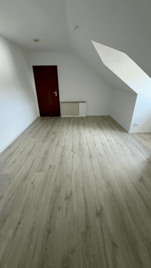 Pronájem bytu 3+1 98 m², Erlenfeld 20, Erlangen, Bavorsko Pronájem bytu 3+1 98 m², Erlenfeld 20, Erlangen, Bavorsko