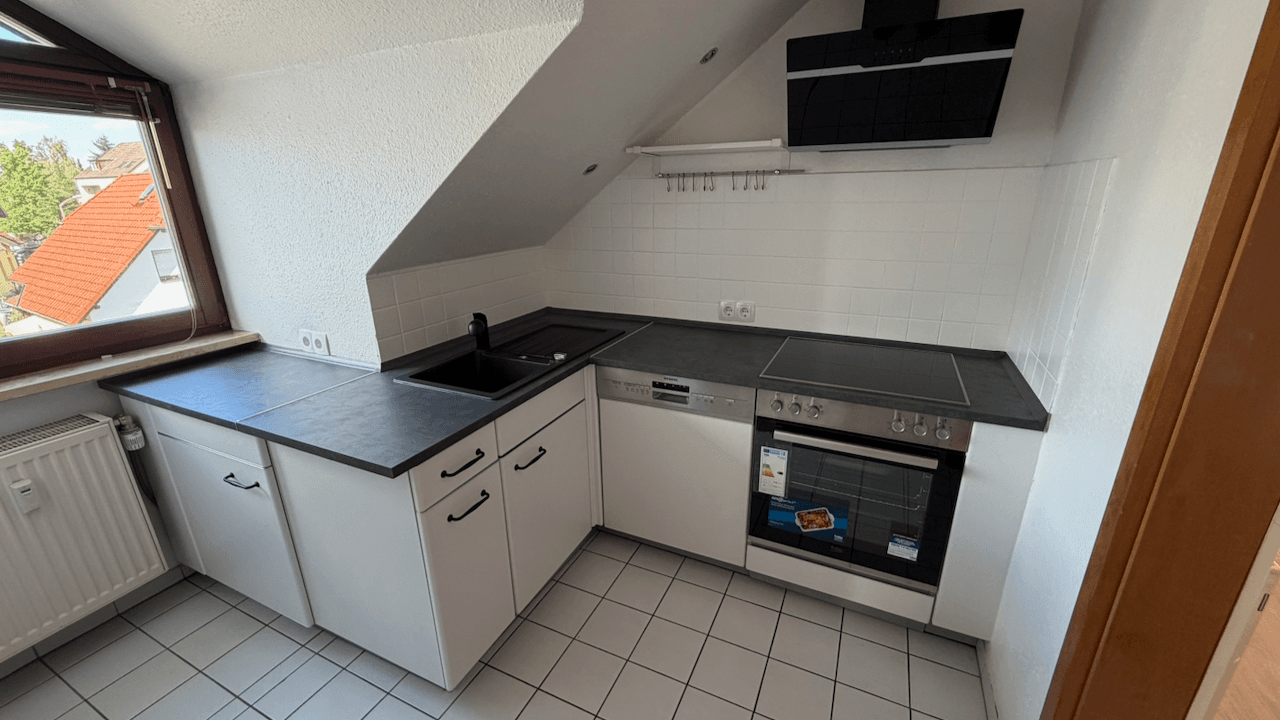 Pronájem bytu 3+1 98 m², Erlenfeld 20, Erlangen, Bavorsko Pronájem bytu 3+1 98 m², Erlenfeld 20, Erlangen, Bavorsko