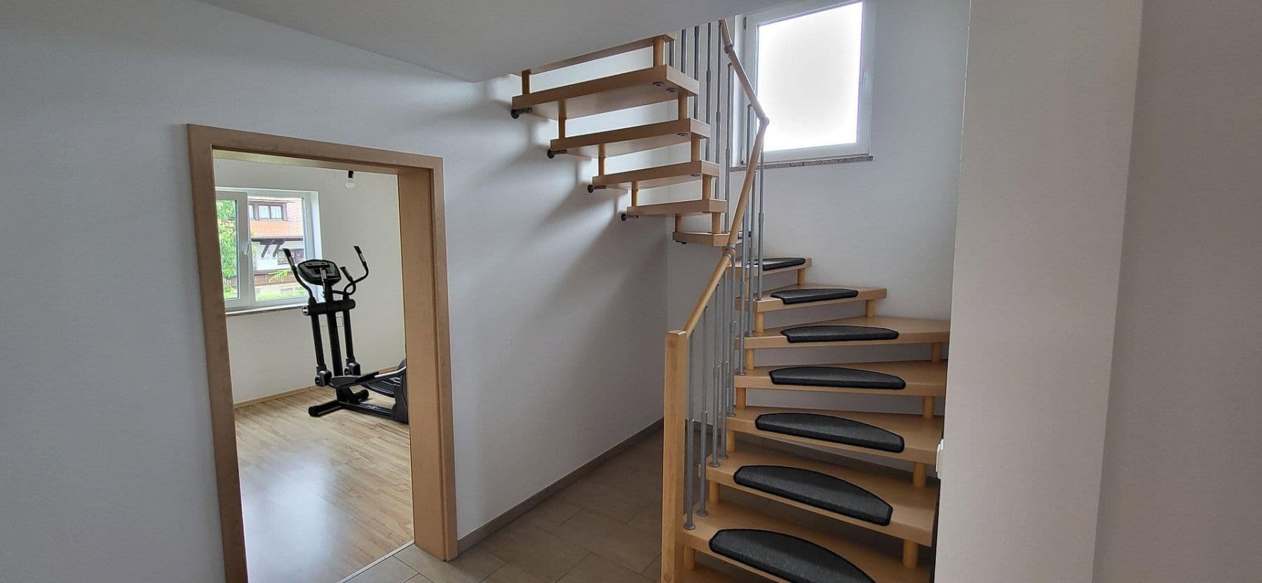 Prodej domu 147 m², pozemek 575 m², Reitweg 7, Lindberg, Bavorsko Prodej domu 147 m², pozemek 575 m², Reitweg 7, Lindberg, Bavorsko