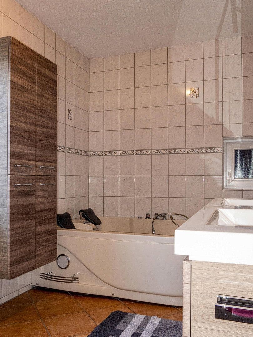 Prodej domu 253 m², pozemek 820 m², Langenargen, Bádensko-Württembersko Prodej domu 253 m², pozemek 820 m², Langenargen, Bádensko-Württembersko