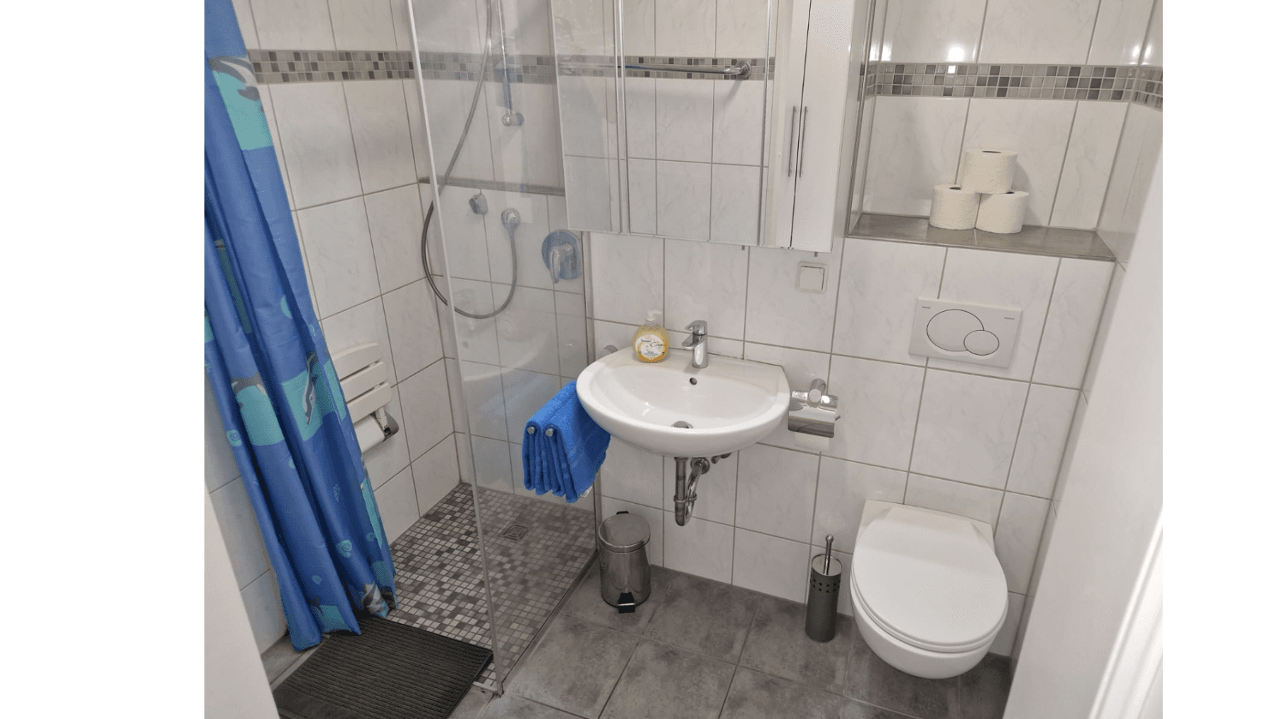 Prodej bytu 2+1 66 m², Waldring 1a, Waldbronn, Bádensko-Württembersko Prodej bytu 2+1 66 m², Waldring 1a, Waldbronn, Bádensko-Württembersko