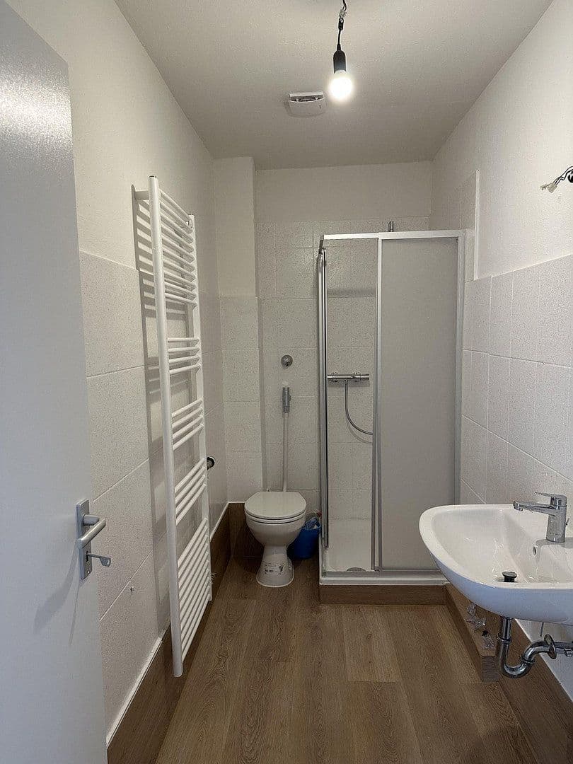 Pronájem bytu 4+1 94 m², Essen, Severní Porýní-Vestfálsko Pronájem bytu 4+1 94 m², Essen, Severní Porýní-Vestfálsko