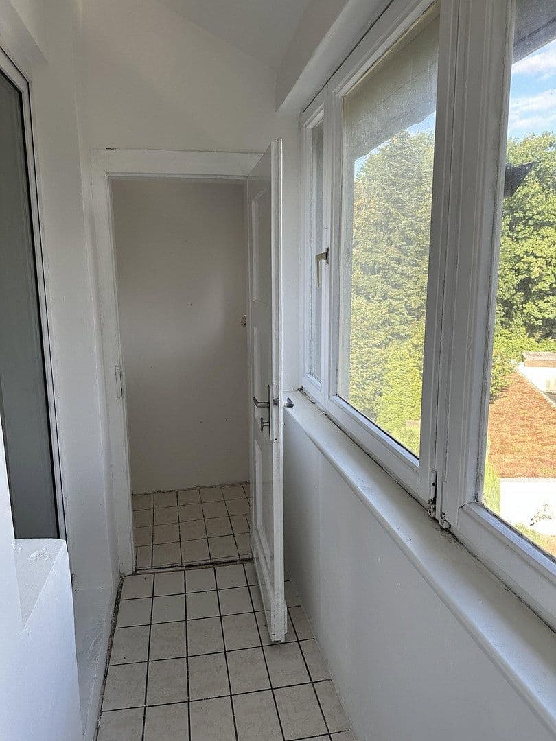Pronájem bytu 4+1 94 m², Essen, Severní Porýní-Vestfálsko Pronájem bytu 4+1 94 m², Essen, Severní Porýní-Vestfálsko