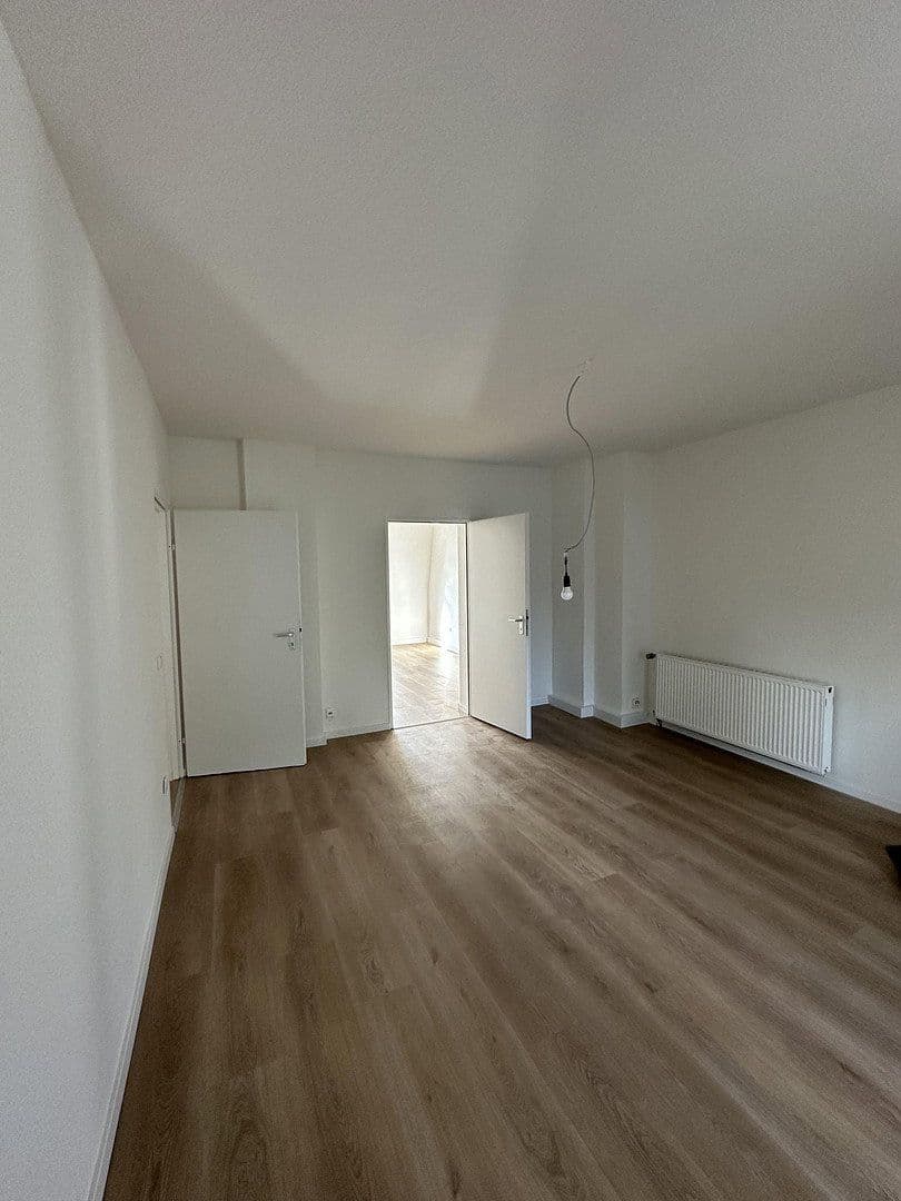 Pronájem bytu 4+1 94 m², Essen, Severní Porýní-Vestfálsko Pronájem bytu 4+1 94 m², Essen, Severní Porýní-Vestfálsko