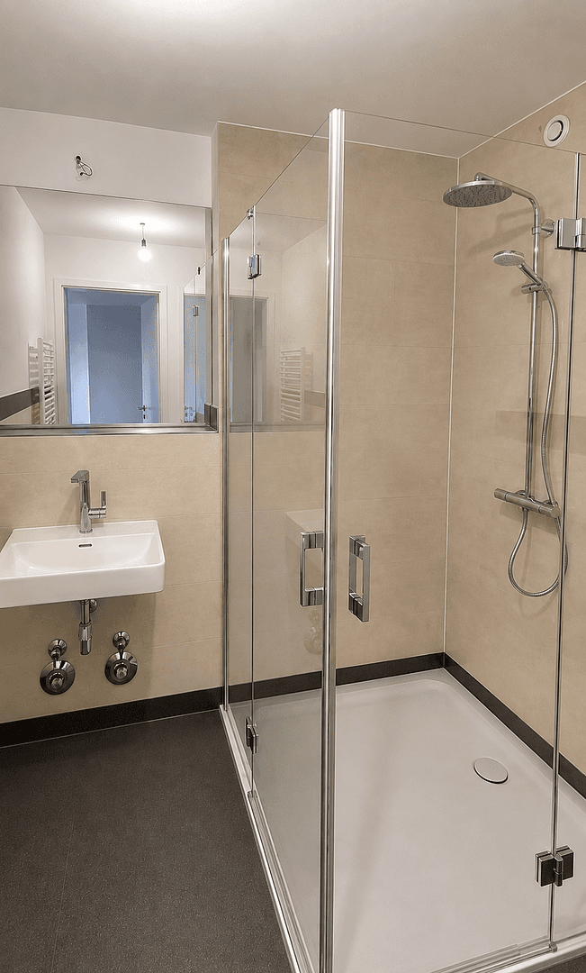 Pronájem bytu 2+1 45 m², Bizetstr. 18, Berlin, Berlín Pronájem bytu 2+1 45 m², Bizetstr. 18, Berlin, Berlín