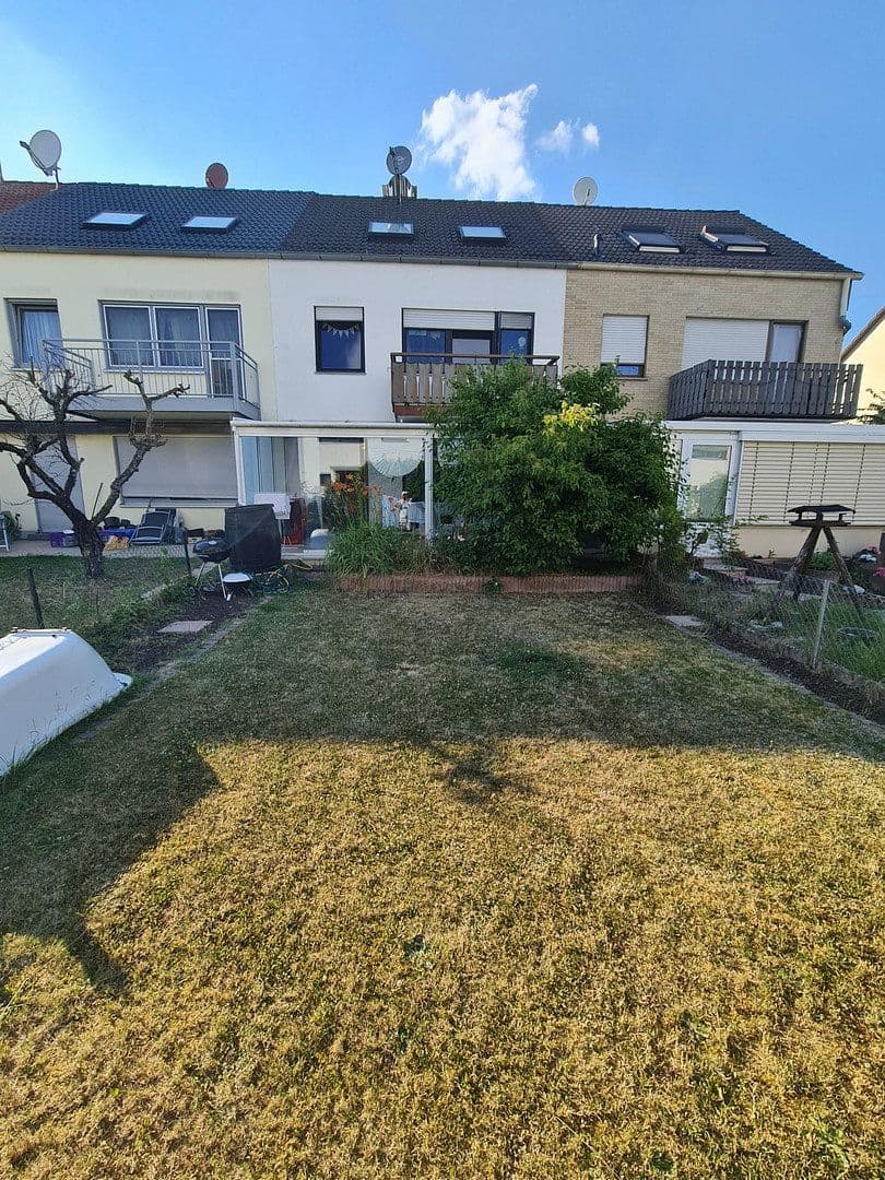 Prodej domu 121 m², pozemek 187 m², Hattersheim am Main, Hessen Prodej domu 121 m², pozemek 187 m², Hattersheim am Main, Hessen