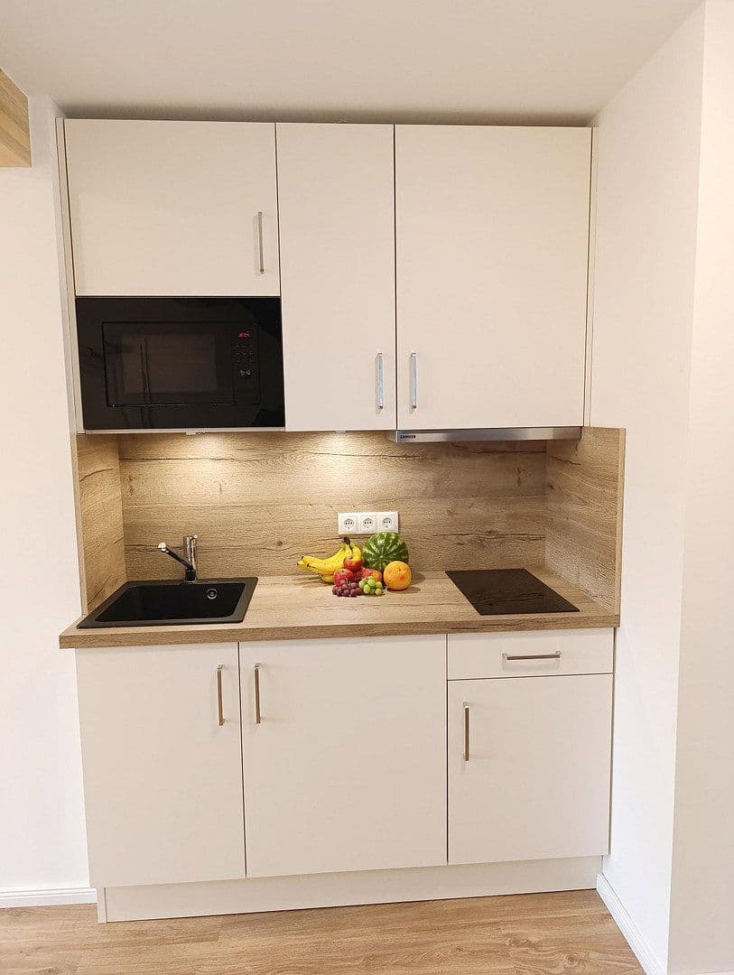 Pronájem bytu 2+1 36 m², Kiel, Šlesvicko-Holštýnsko Pronájem bytu 2+1 36 m², Kiel, Šlesvicko-Holštýnsko