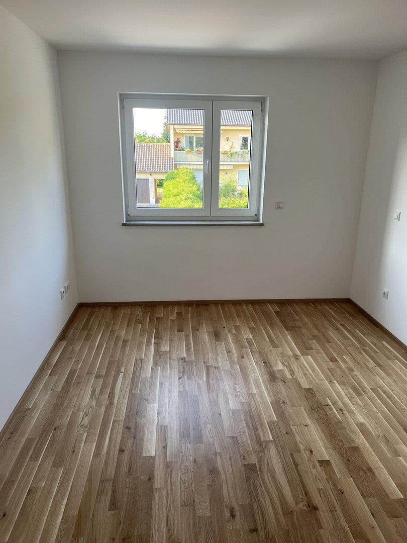 Pronájem bytu 3+1 82 m², Moosburg an der Isar, Bavorsko Pronájem bytu 3+1 82 m², Moosburg an der Isar, Bavorsko